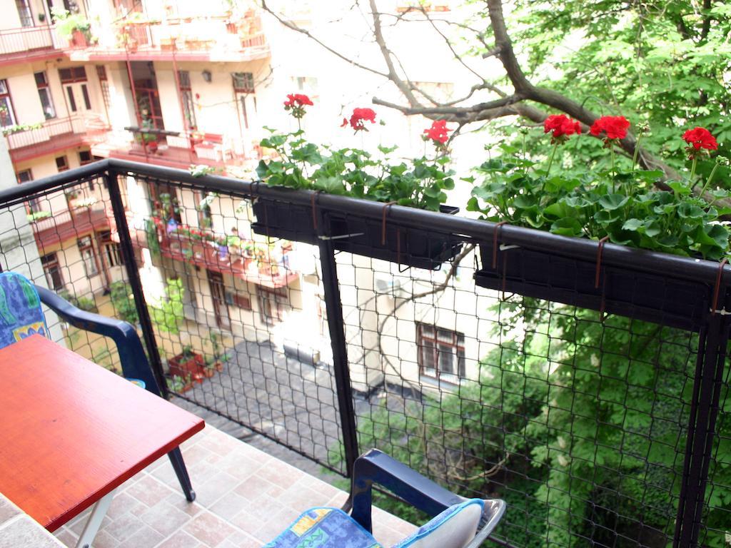 Arriva Balcony Studio Будапеща Стая снимка