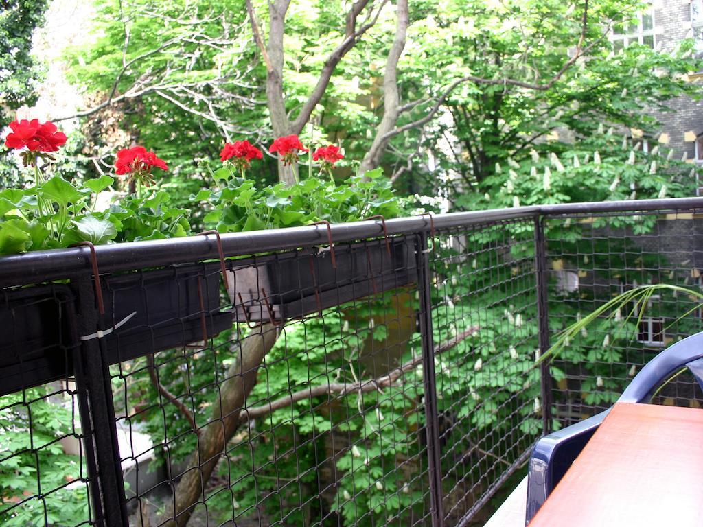 Arriva Balcony Studio Будапеща Екстериор снимка